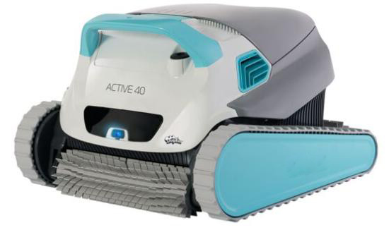 Robot aspirateur nettoyeur de piscine &eacute;cumeur
