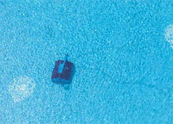 Comment utiliser un robot aspirateur de piscine ?