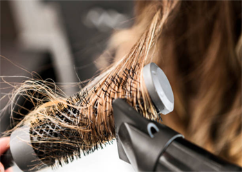 Un sèche-cheveux est-il mauvais pour vos cheveux ?