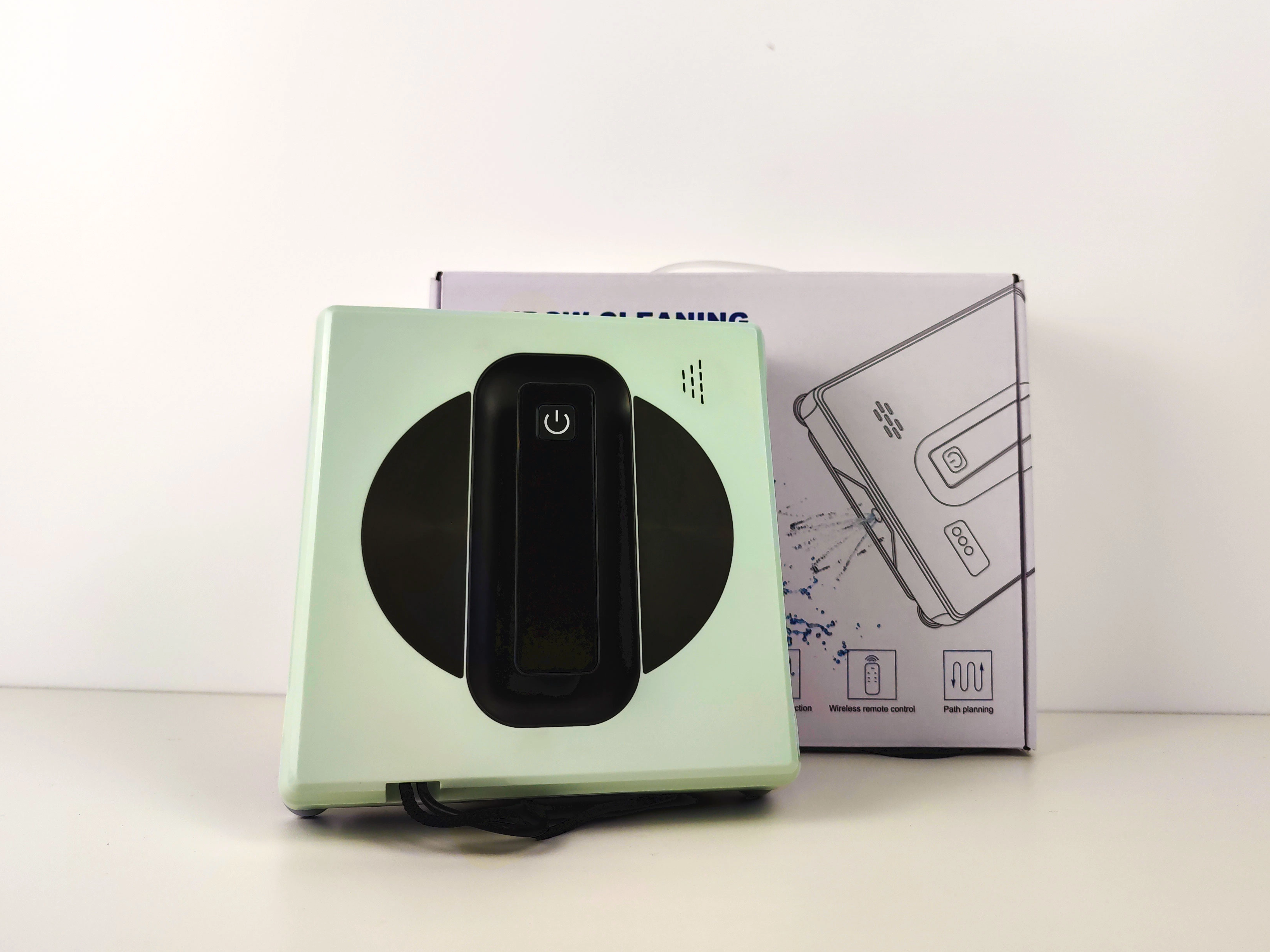 Robots de nettoyage de vitres à aspiration ou magnétiques : quel est le meilleur ?
